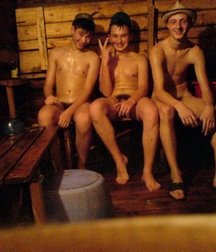 naked boys sauna 5b589e64c8392.jpg