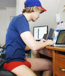 I love the computer 5b5d6191b6629.jpg