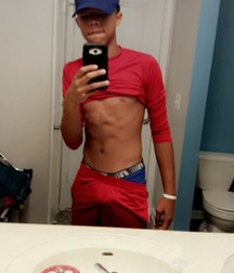 selfies boys 5b5efa7023ccf.jpg