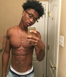 selfies boys 5b5efa75e175a.jpg