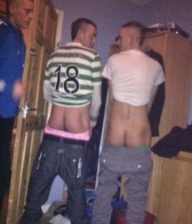 two asses friends 5b5efab4463eb.jpg