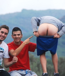 funny little asses 5b6459dc77508.jpg