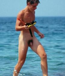 naturally naked  5b669f846c959.jpg