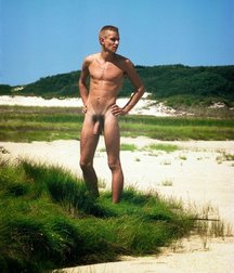 naturally naked  5b669fa691ea9.jpg