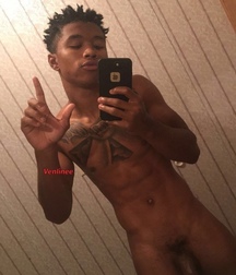 selfies black-latino 5b692f1196ad8.jpg