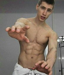 sensual chest 5b693054eac7d.jpg