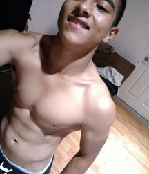 sensual chest 5b69305fb20bc.jpg
