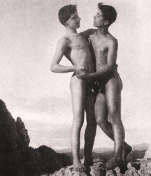 classic vintage 5b6a7a24efbf7.jpg