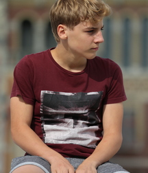 hot and beautiful guys 5b7045950d03b.jpg