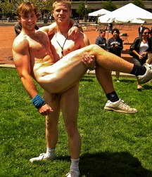 Straight Boys (maybe) 5b71b69b3a0d7.jpg