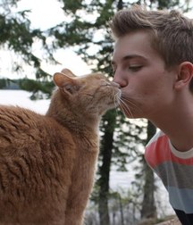 everyone has his puppy 5b732f8dda80a.jpg