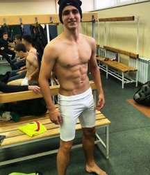 Photographs in the locker room 5b7eb8685514c.jpg