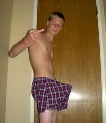erection in the trousers 5b8065b03062c.jpg