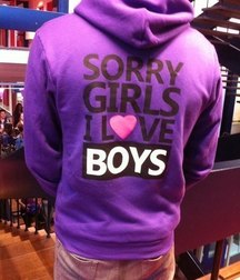 funny t-shirts 5b8066f223b77.jpg