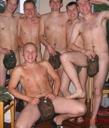 young Russian soldiers  5b87836c2d9c1.jpg