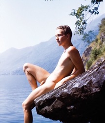 landscape with nude 5b8952a29a0f0.jpg