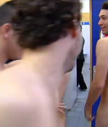 caught in the locker room 5b9d1b4eb993d.jpg