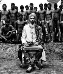 ancient photographs of the uncle 5b9d1b8fea37b.jpg