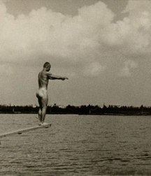 ancient photographs of the uncle 5b9d1ba58a9f7.jpg