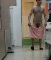 dry in the locker room 5b9e5e3838d31.jpg