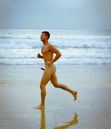 run naked in freedom 5ba01ff1003d3.jpg