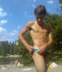 boys 5ba0207612d3e.jpg