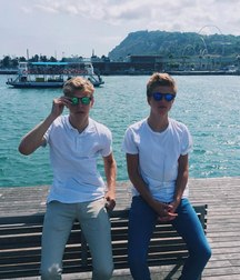 sunglasses 5ba4f0c94114a.jpg