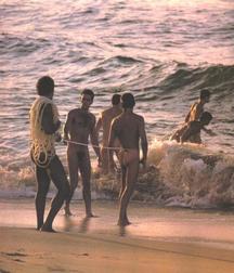 nudists on the beach 5ba79d60cc838.jpg