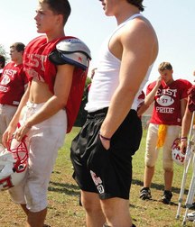 sport boys 5bb1152df41fd.jpg
