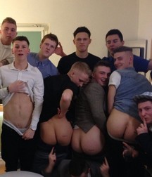 funny Straight  asses 5bb22687cbb4f.jpg
