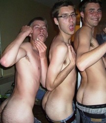 funny Straight  asses 5bb2268c35808.jpg