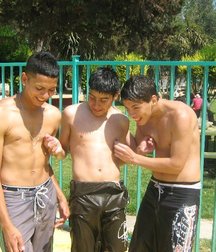 three boys 5bb37154b708f.jpg