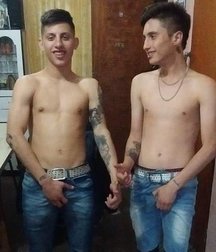 two nice friends 5bb6811fb8737.jpg