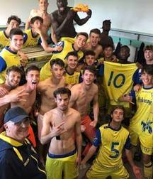 soccer teams are sexy 5bbbc71c1284e.jpg