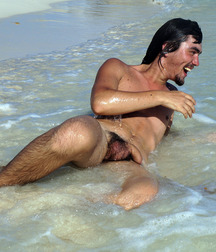 caressed by the waves of the sea 5bbbc77ebc267.jpg