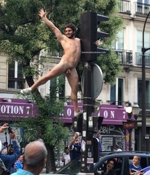 funny nudity 5bbd1e2a39c7b.jpg