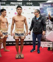 the correct weight (sexy moment) 5bbede680ef68.jpg