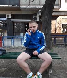 boys sitting on the bench 5bc0c1850e44a.jpg