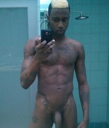black  boys selfies 5bc0c3173fc49.jpg