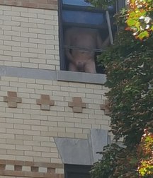 Voyeur (Straight Boys) 5bc5f0bf6d911.jpg