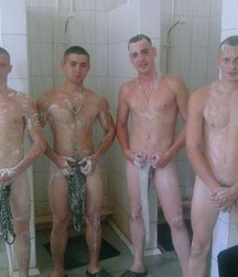 the sensuality of Russian soldiers 5bcc12a292007.jpg