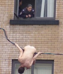 ridicule the nude 5bd3113659583.jpg