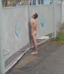 ridicule the nude 5bd311484007d.jpg