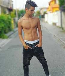 very cool guys 5bd3f07497f7e.jpg