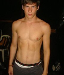 very cool guys 5bd3f084da195.jpg