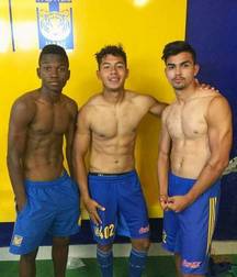 boys locker room 5bd3f19241d0a.jpg