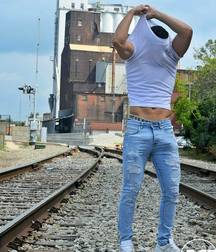 Train tracks 5bd3f1f4bea14.jpg