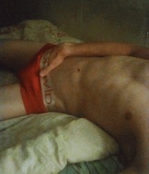 the hand in his underwear 5bda0ecd9c8db.jpg