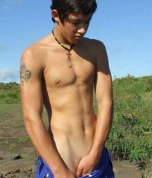the hand in his underwear 5bda0edb2d432.jpg
