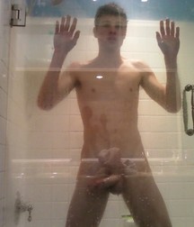 behind the glass of the shower 5bdb3b461a295.jpg